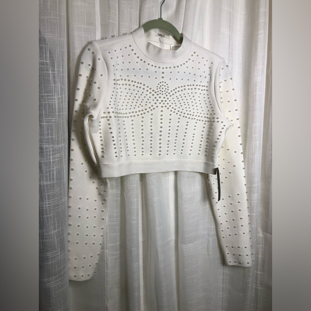 VENUS White Studded Crop Top. NWT size Large - Picture 8 of 16
